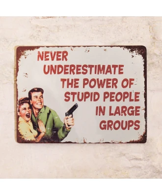 Placa metálica de garaje 20×30 cm – Sarcasmo Servido Todos los Días